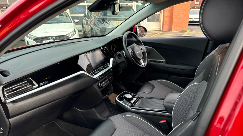 Kia E-Niro 150kW 2 Long Range 64kWh 5dr Auto Electric Estate